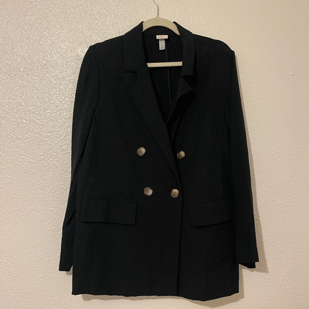 Lightweight black blazer